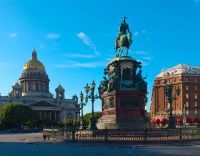 Russian fallen angel statue